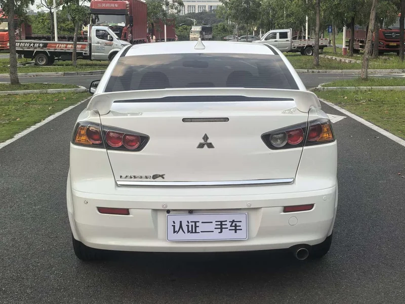 Mitsubishi Lancer EX — фото 25