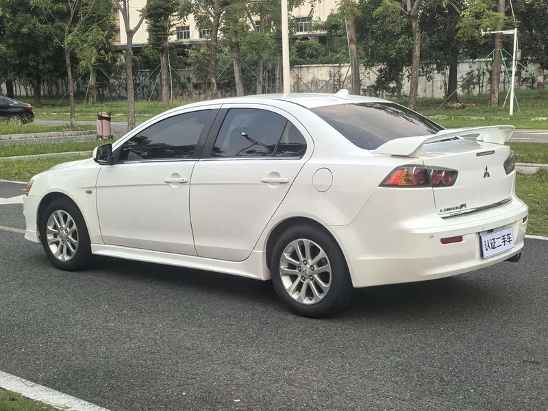 Mitsubishi Lancer EX — фото 26