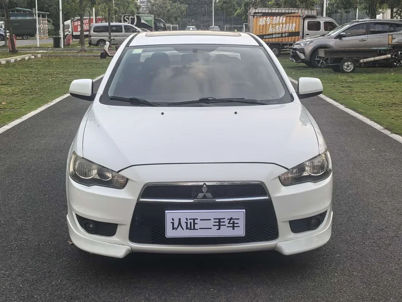 Mitsubishi Lancer EX — фото 3