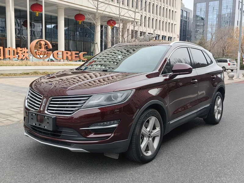 Lincoln MKC — фото 1