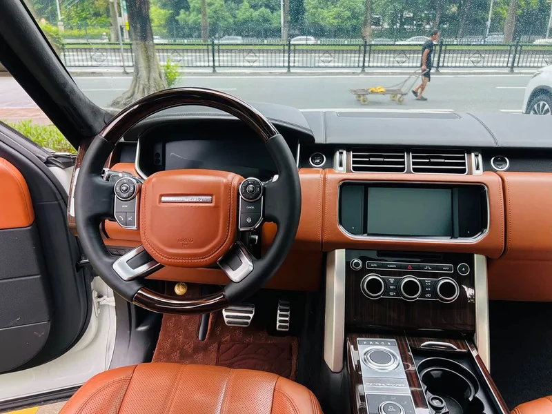 Land Rover Range Rover — фото 19