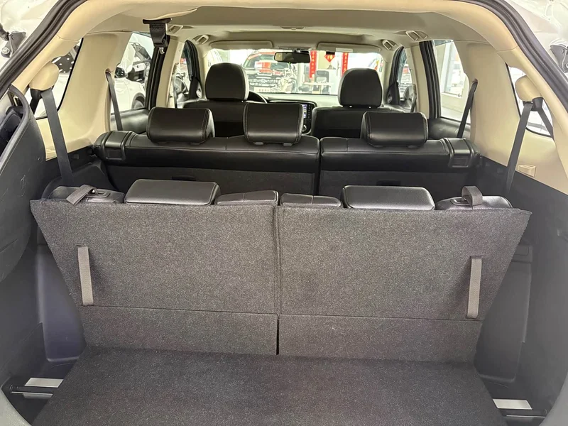 Mitsubishi Outlander — фото 20