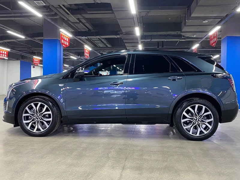 Cadillac XT5 — фото 8