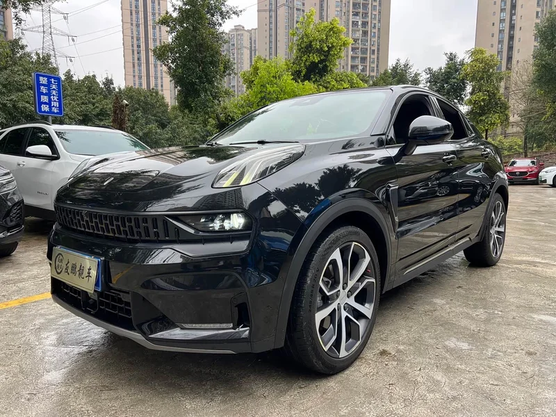 Lynk & Co 05