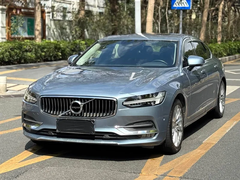 Volvo S90 — фото 4