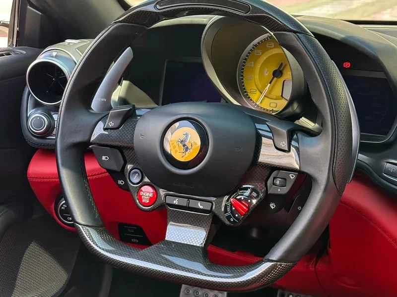 Ferrari GTC4 Lusso — фото 18