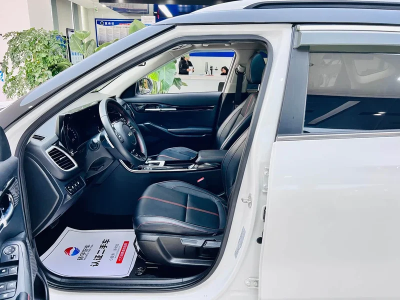 Kia KX3 — фото 20