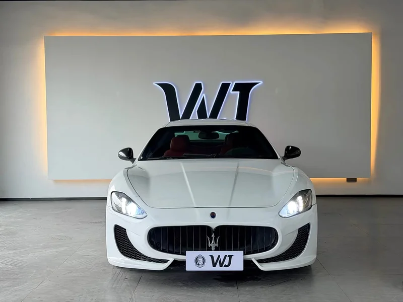 Maserati GranTurismo — фото 2