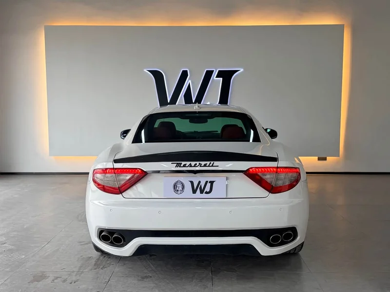 Maserati GranTurismo — фото 5