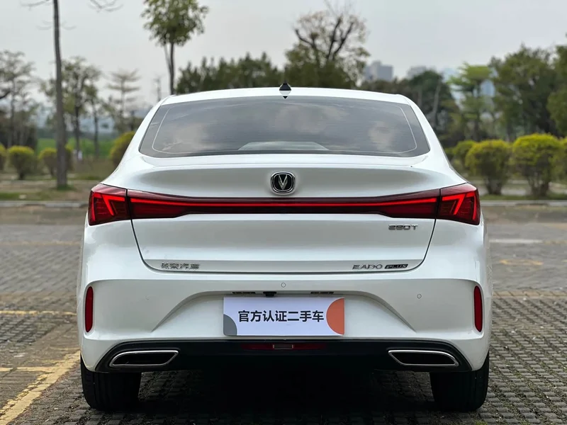 Changan Eado — фото 8