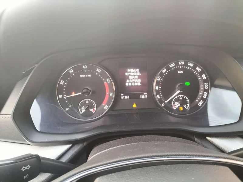 Volkswagen Octavia — фото 7