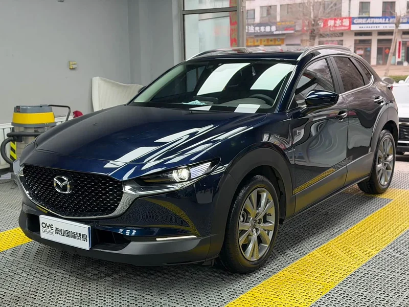 Mazda CX-30 — фото 1