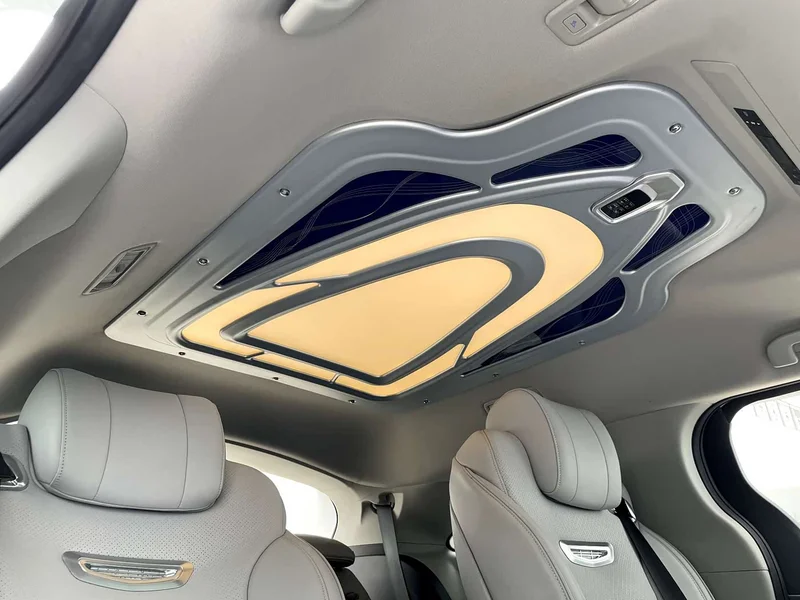 Toyota Sienna — фото 12