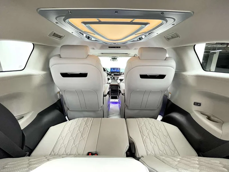 Toyota Sienna — фото 16