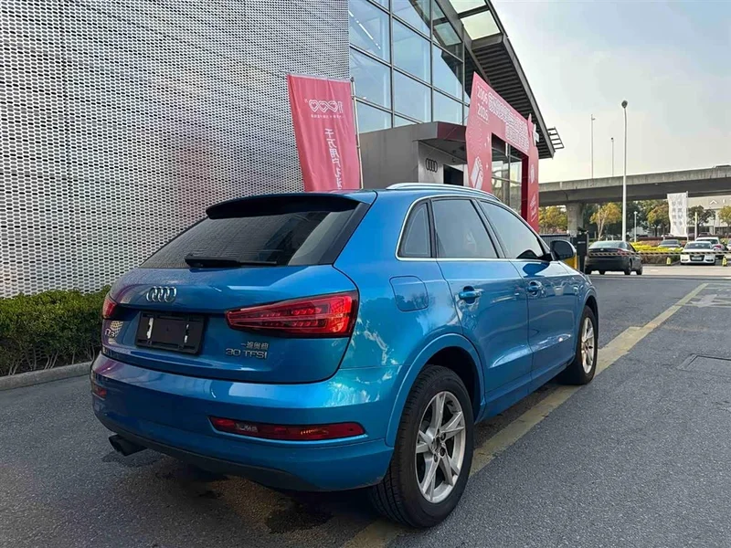 Audi Q3 — фото 5