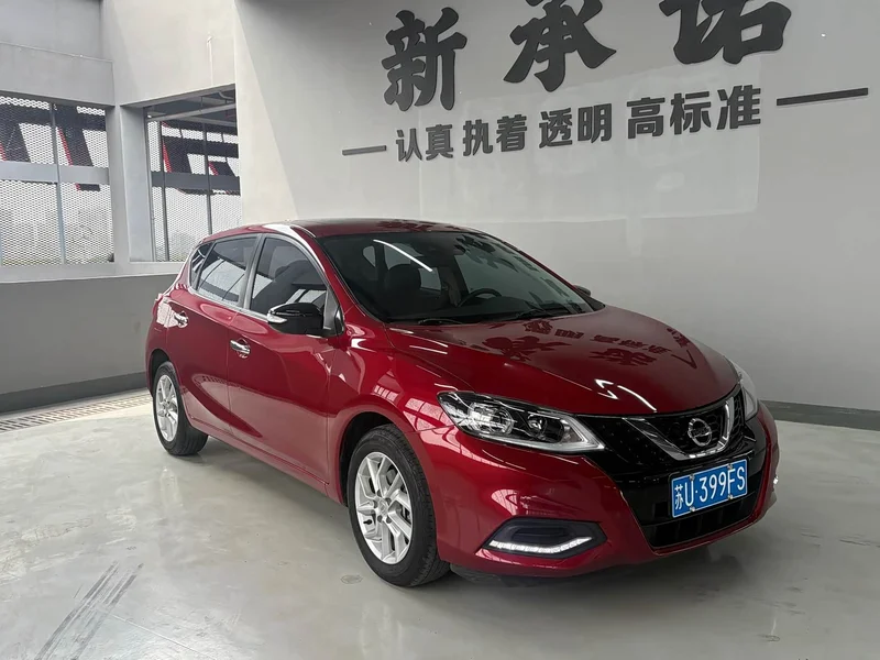 Nissan Tiida — фото 3