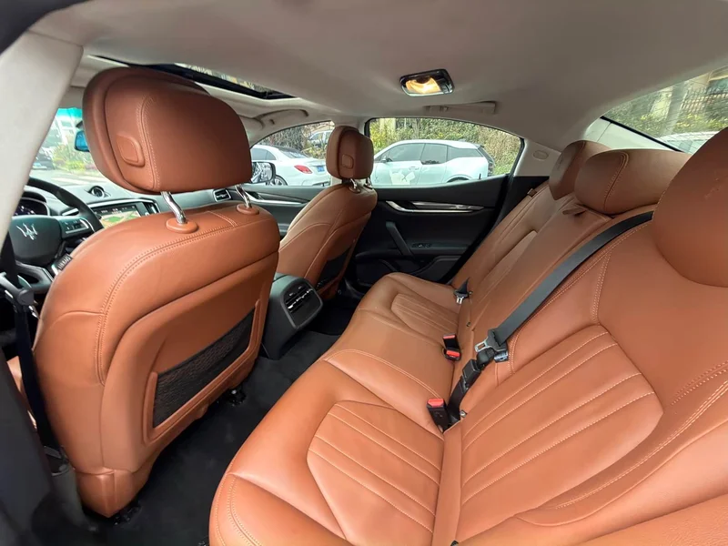 Maserati Ghibli — фото 8