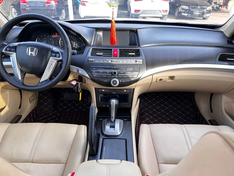 Honda Crosstour — фото 14
