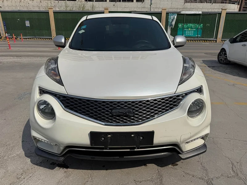 Infiniti ESQ — фото 2