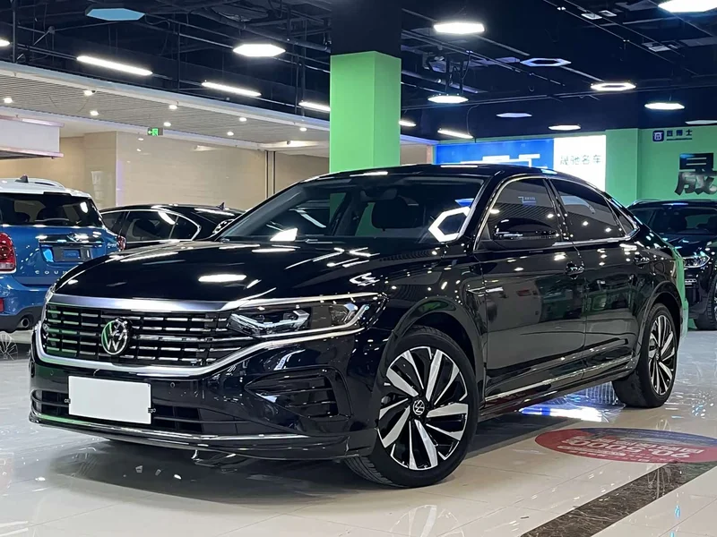Volkswagen Passat — фото 1