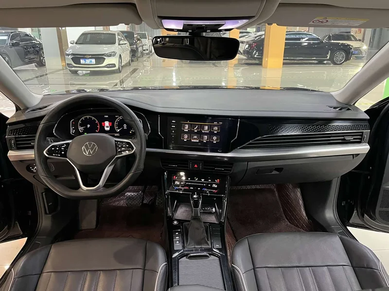 Volkswagen Passat — фото 7