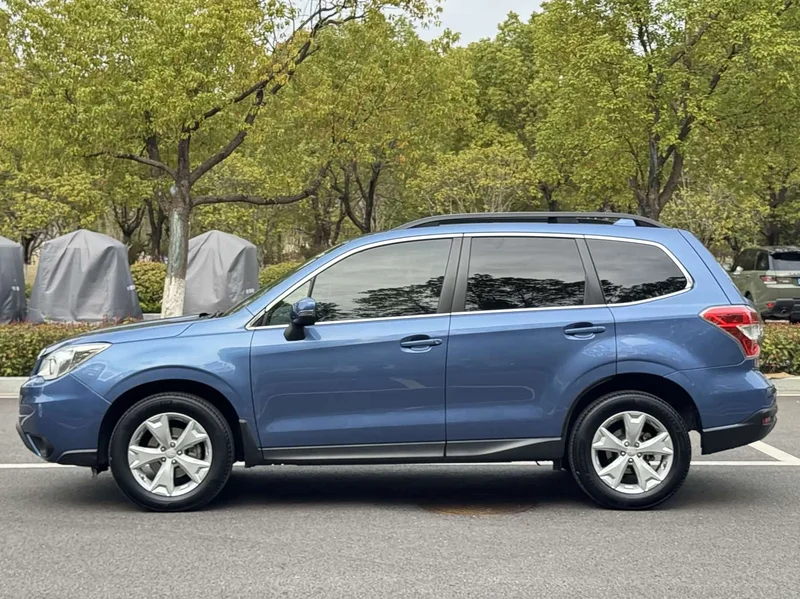 Subaru Forester — фото 3