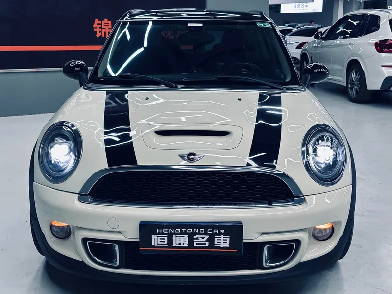 MINI CLUBMAN — фото 7