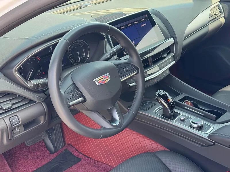 Cadillac CT5 — фото 6