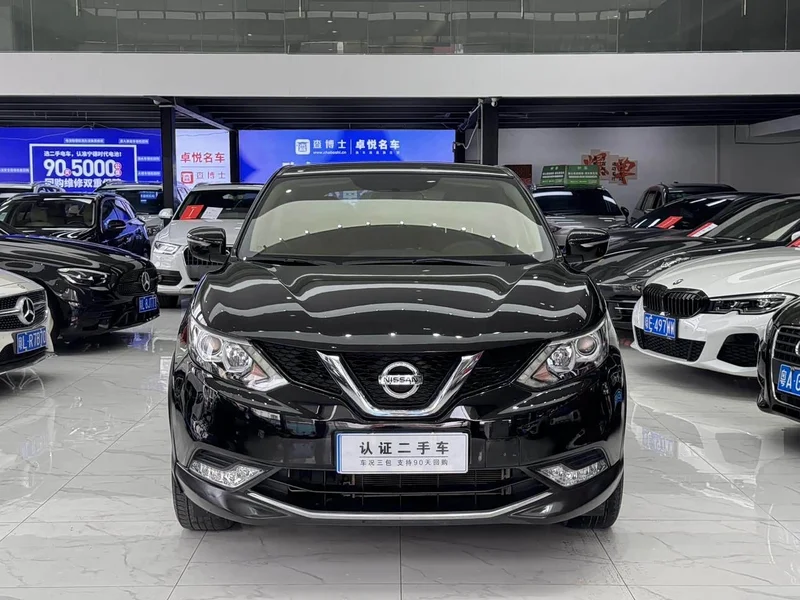 Nissan Qashqai — фото 2