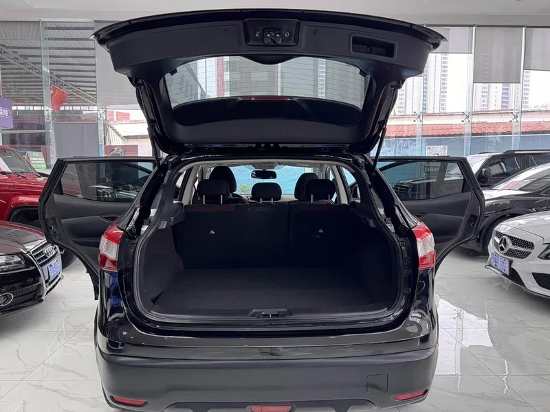 Nissan Qashqai — фото 21