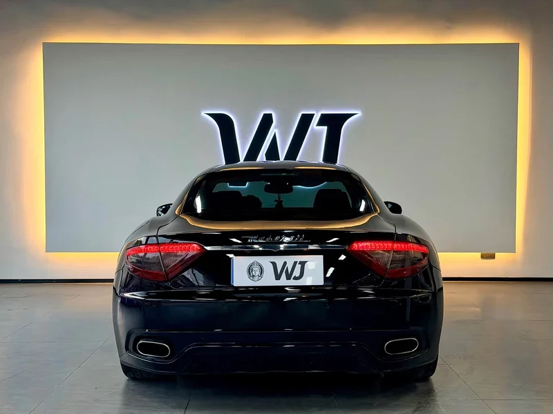 Maserati GranTurismo — фото 5