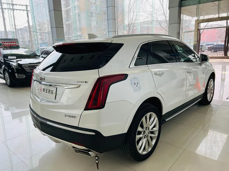 Cadillac XT5 — фото 4