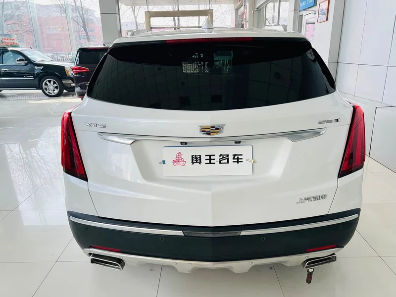 Cadillac XT5 — фото 5
