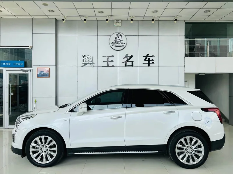 Cadillac XT5 — фото 6