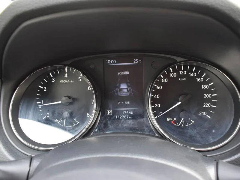 Nissan X-Trail — фото 19
