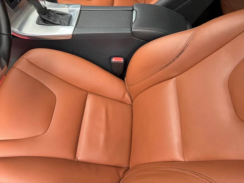 Volvo S60 — фото 11