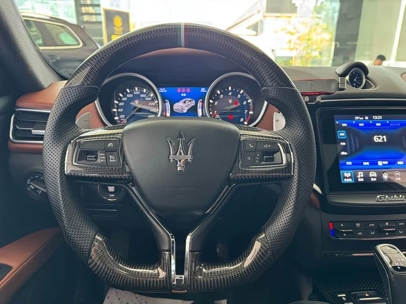 Maserati Ghibli — фото 5