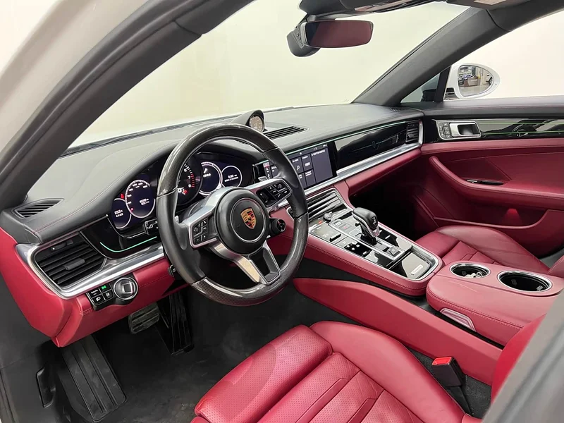 Porsche Panamera — фото 17
