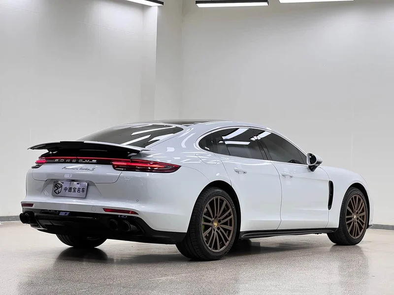 Porsche Panamera — фото 5