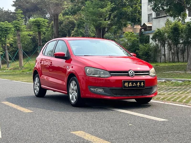 Volkswagen Polo — фото 4