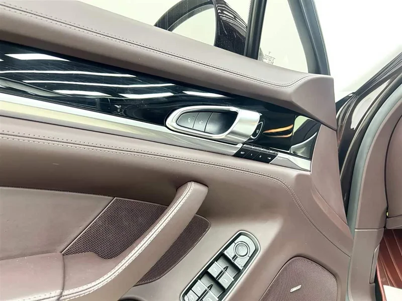 Porsche Panamera — фото 17