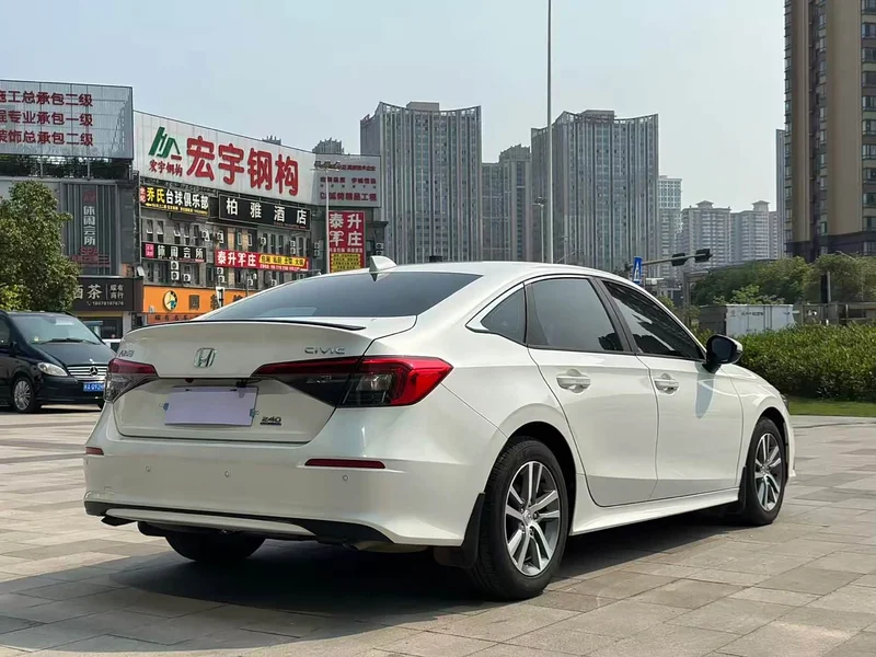 Honda Civic — фото 7