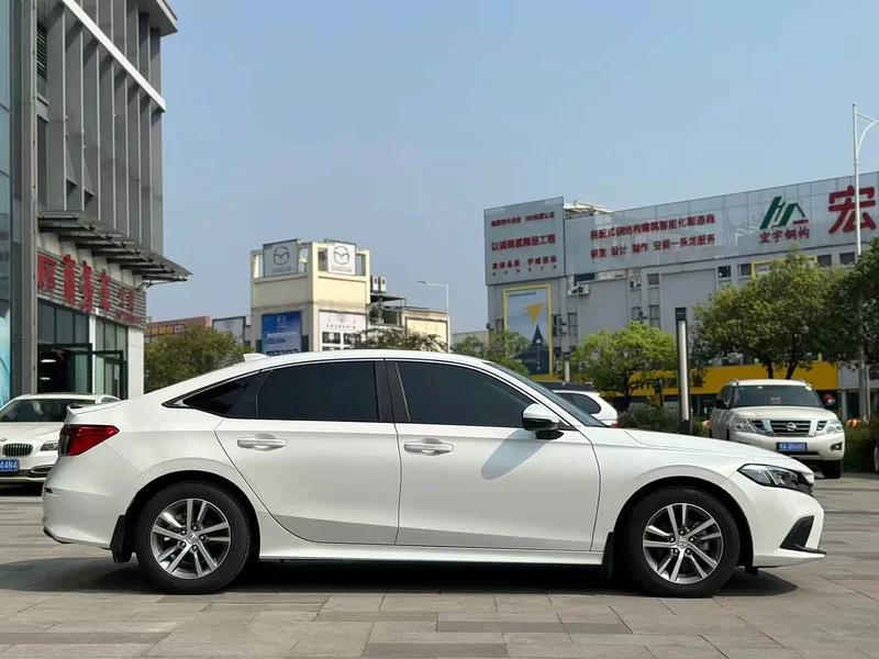 Honda Civic — фото 8