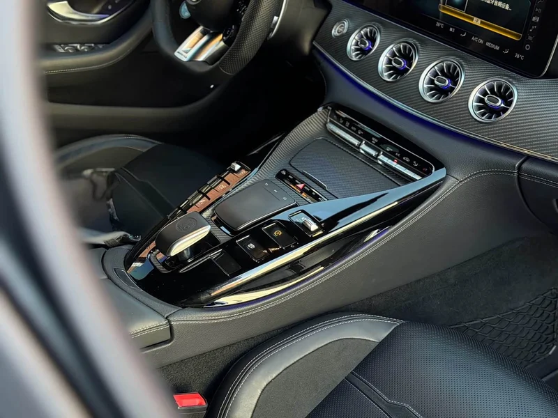 Mercedes-Benz AMG GT — фото 12