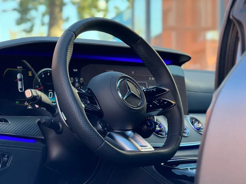 Mercedes-Benz AMG GT — фото 7