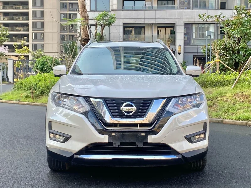Nissan X-Trail — фото 11