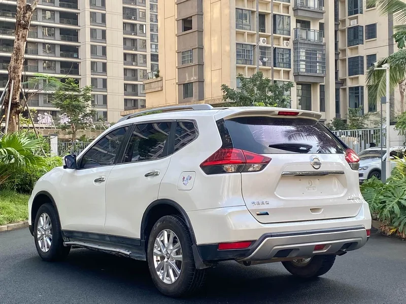 Nissan X-Trail — фото 16