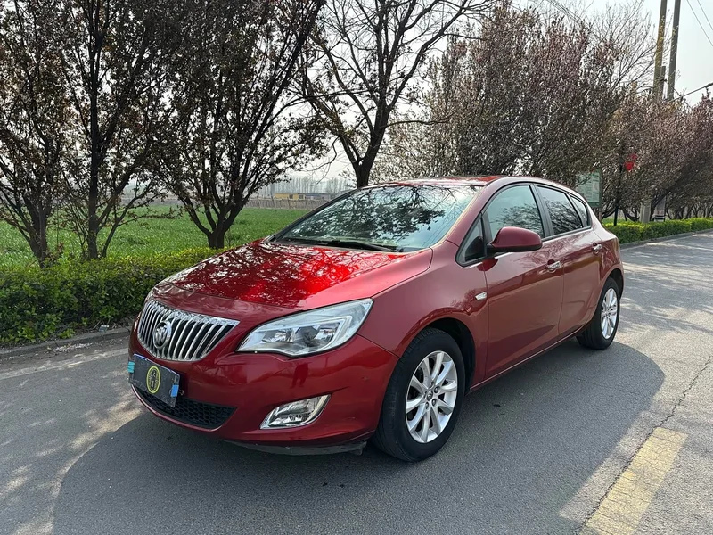 Buick Excelle — фото 1