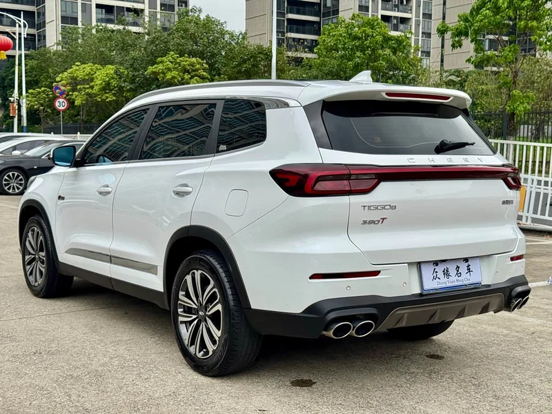 Chery Tiggo 8 — фото 4