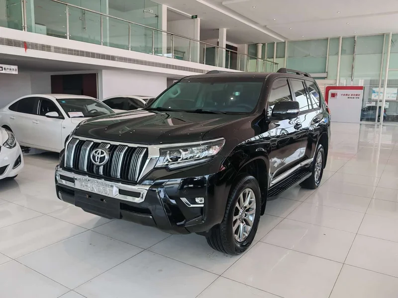 Toyota Prado (Imported) — фото 1